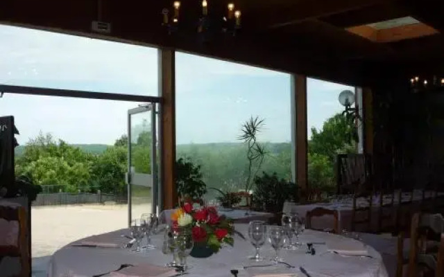 Hôtel Restaurant De La Place