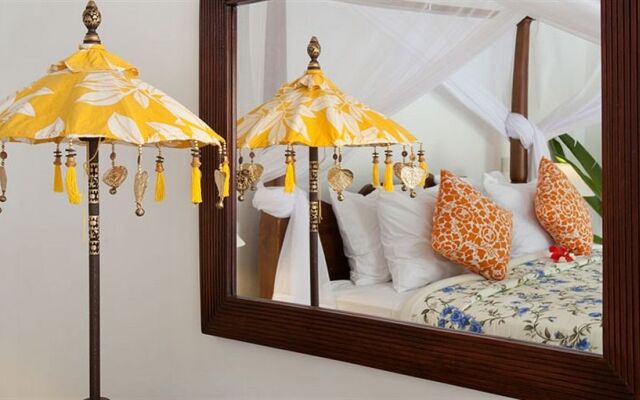 Golden Buddha Cottages