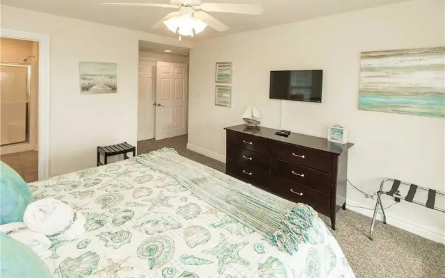 Coastal View VIII - 8 Br Home