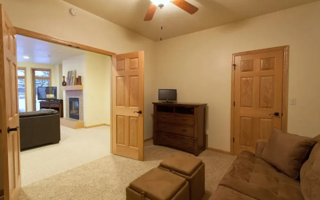 Copperwood #7 - 2 Br Condo
