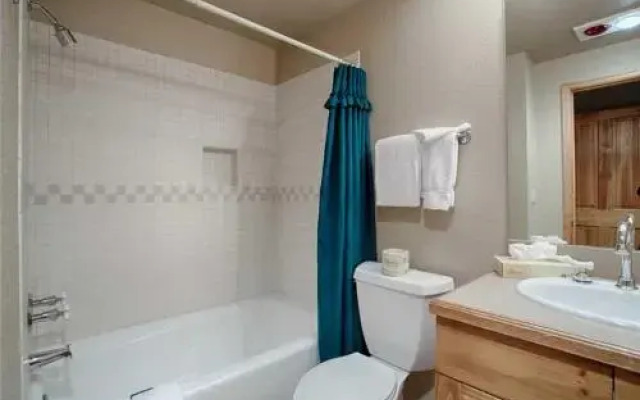 ResortQuest One Breckenridge Place