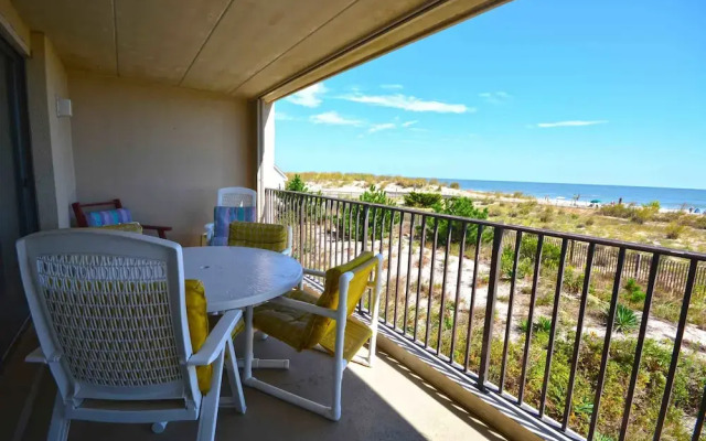 Covington Towers 22 2 Br condo by RedAwning