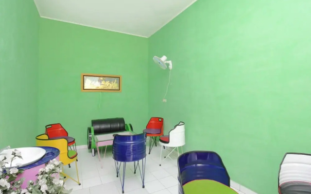 Airy Urip Sumoharjo Gang Bintara Satu 214 Bandar Lampung