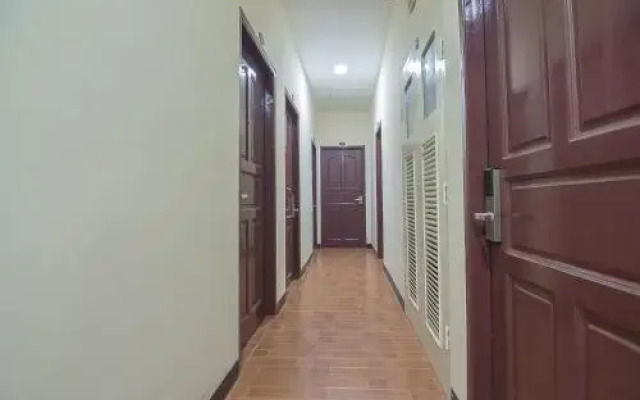Reddoorz @ Mall Nagoya Hill Batam