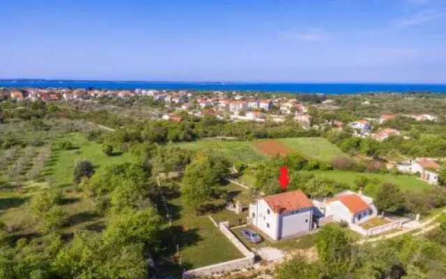 House AT