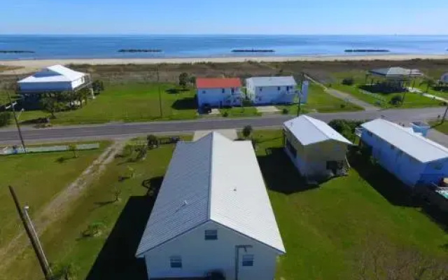 Cajun Yacht Club - 4 Br Home