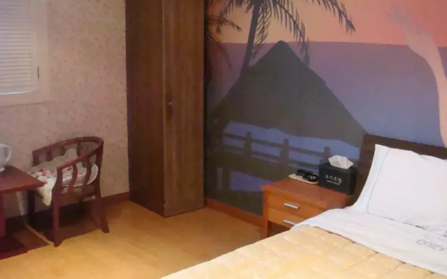 Cozy Hotel