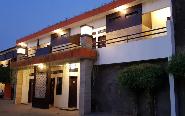Chotin Hotel