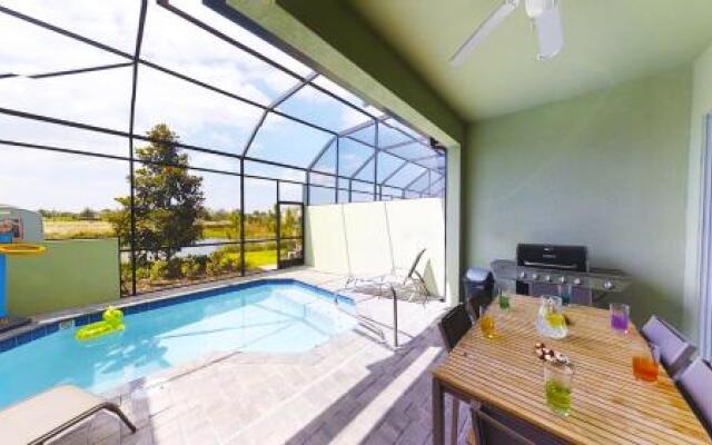 Aco Family - 4 Bd with private pool (1701)