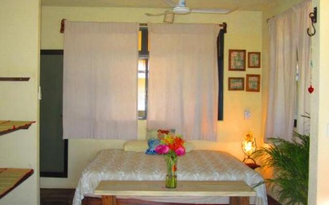 Beautiful Beach House Con Flores