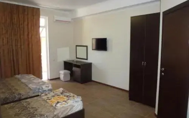 Ksenia Guest House