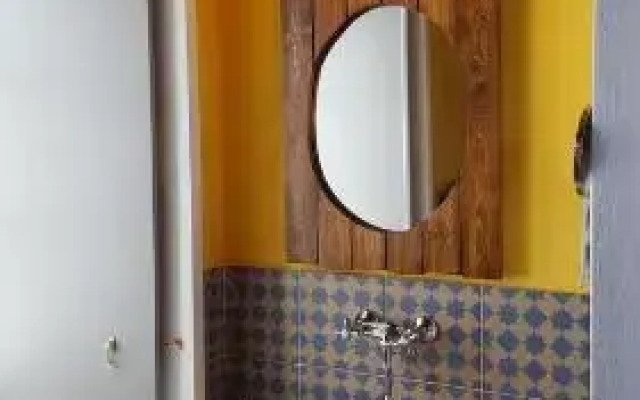 Manolia