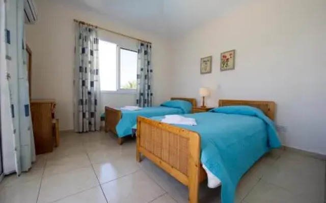 Sandy Coast Villa Petunia