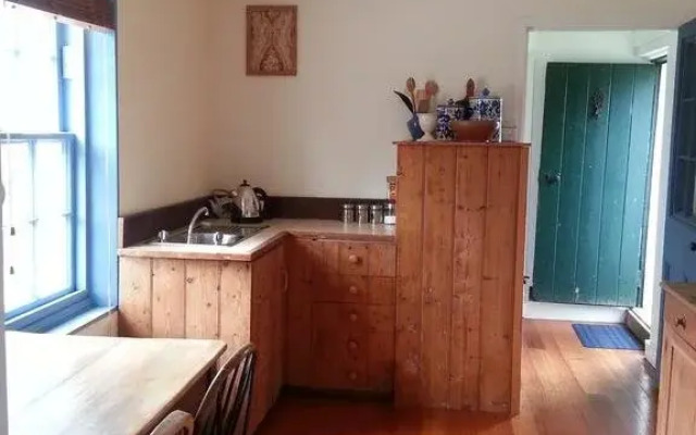 Jolly Painter Bed and Breakfast