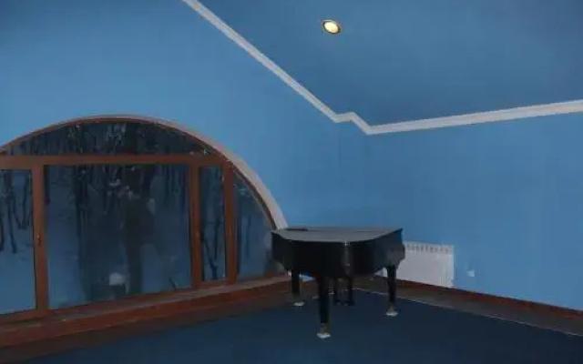 Viardo House