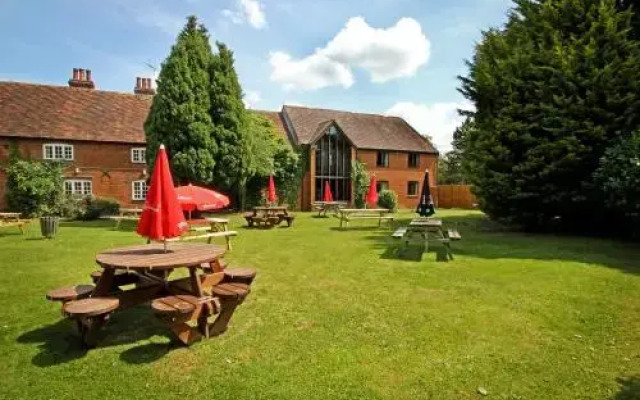Innkeepers Lodge Hook