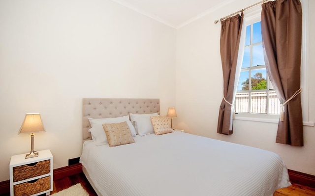 Historic Central Cottage In Warrnambool – Guest Rooms – Warrnambool