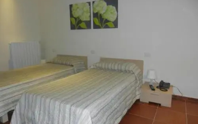 B&B Ad Hoc