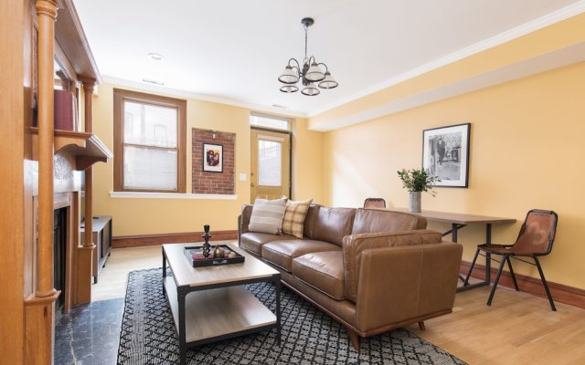 Classic 2BR in Back Bay by Sonder