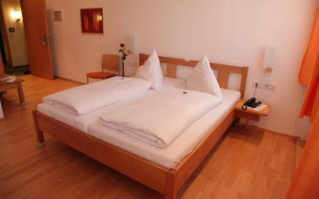 mD Hotel Restaurant Café Bauer