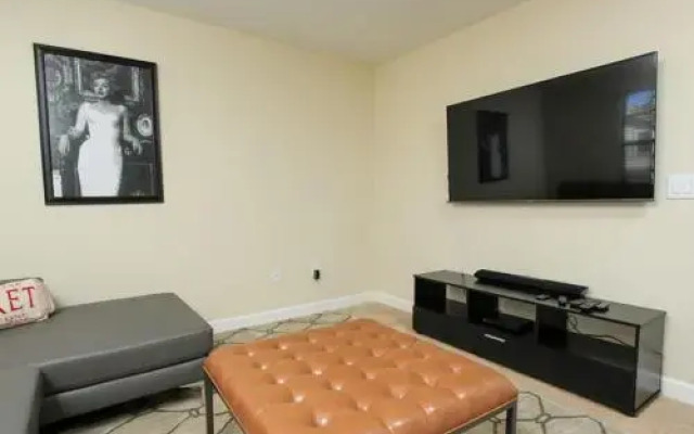 Villa 1425 Thunderbird