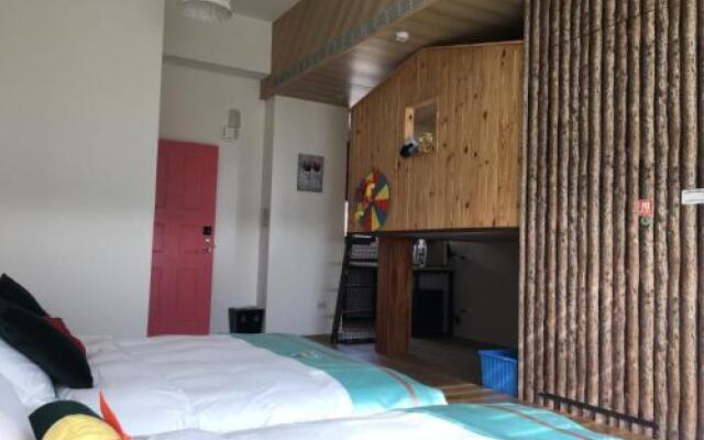 Wind Natural Parent-child Inn