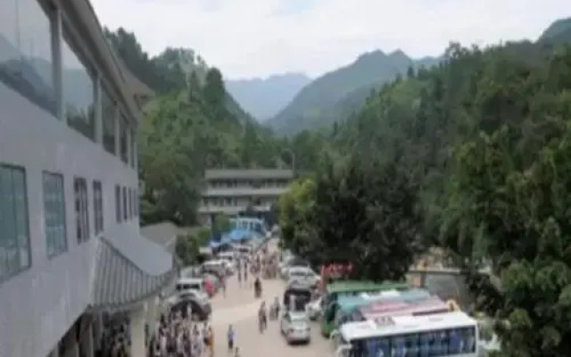 Yangshuo Longjing River Hotel