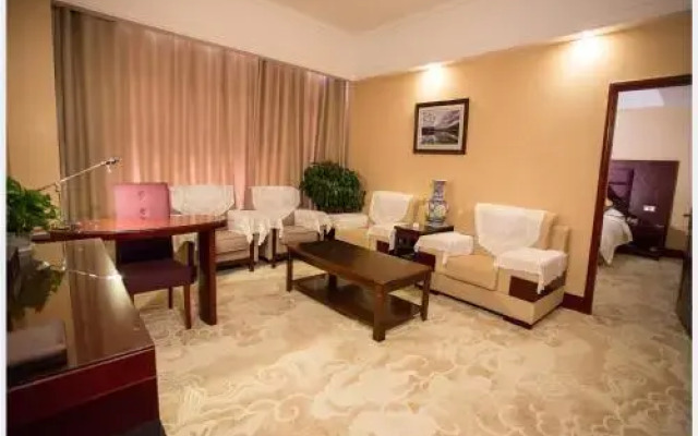 Dunhuang Silk Road Yiyuan Hotel