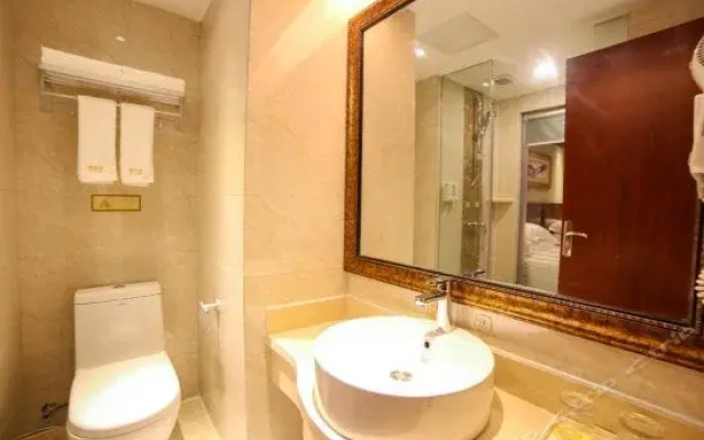 Vienna 3 Best Hotel (Yichang Wanda Sanxia Tourist Center)