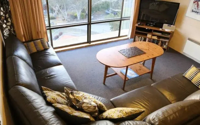 Kirwan Apartments 49