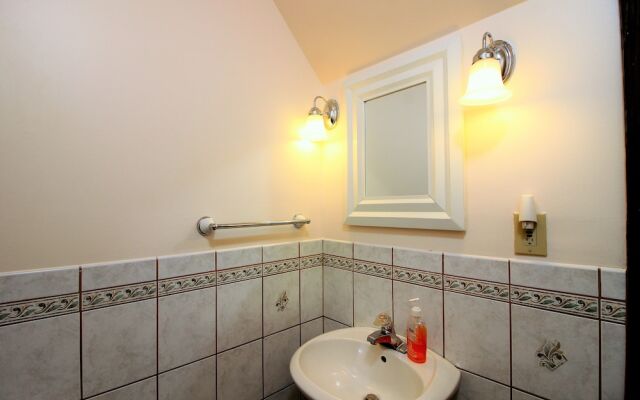 Sherwood House by RedAwning