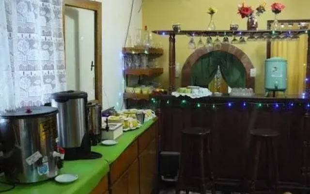 Hosteria Las Violetas