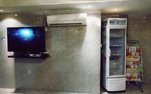 Roze Al Jawharah Suites