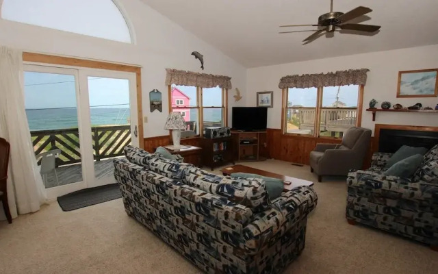 Dolphin Watch - 4 Br Home