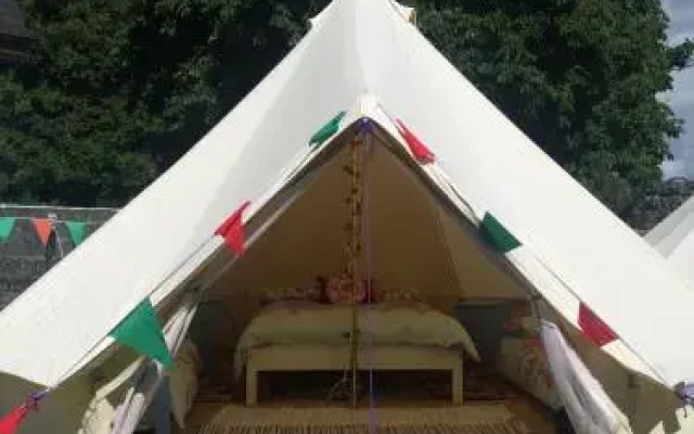 Cong Glamping