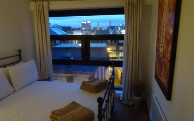 Orchid Penthouse Duplex - Glasgow City Centre