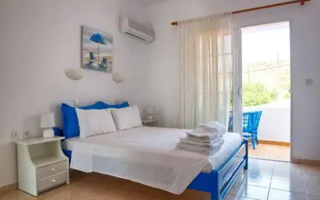 Faros Rooms
