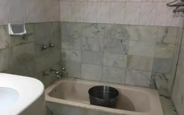 Iroomz Shanbhag Towers International