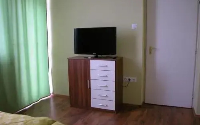 Lábas-Ház Apartmanok 2