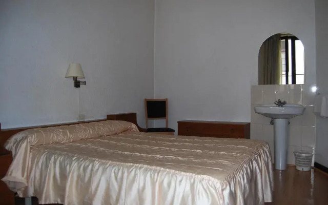 Pensión de la Fuente