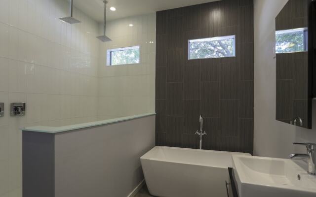 Sarasota 24 - 3 Br Home