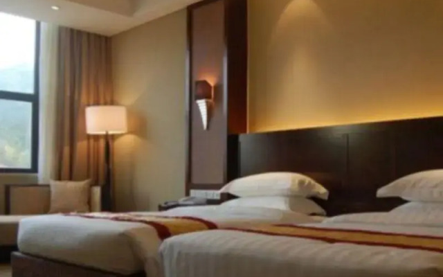 Longyan Capital International Hot Spring Resort