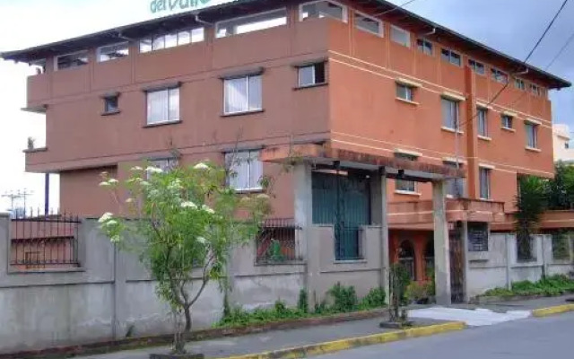 Hostal Del Valle Sangolqui