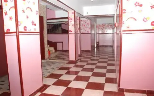 Holiday Home Hotel