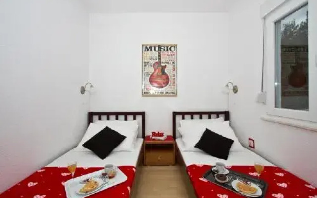 Apartments Yvonne