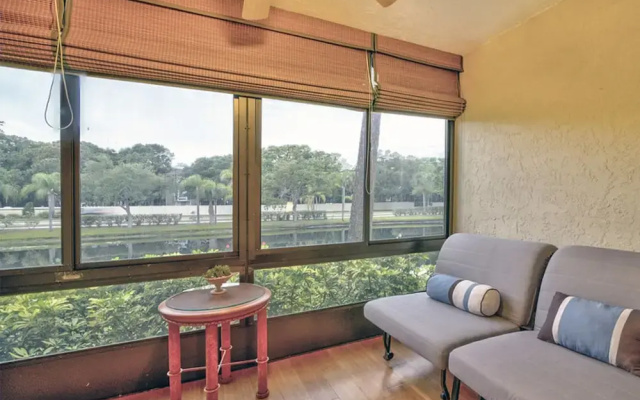 Shorewalk Condo 104 15min to Beach