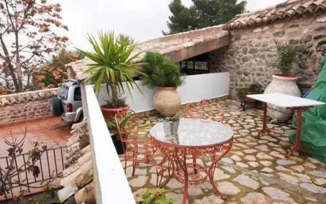 La Casa Escondida