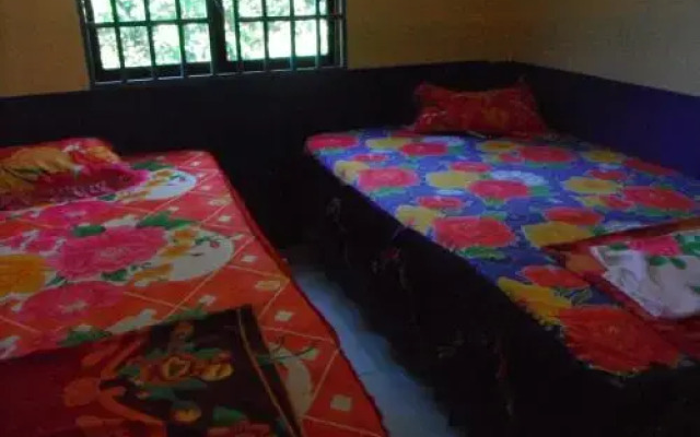 Crab-eating Macaque Guesthouse