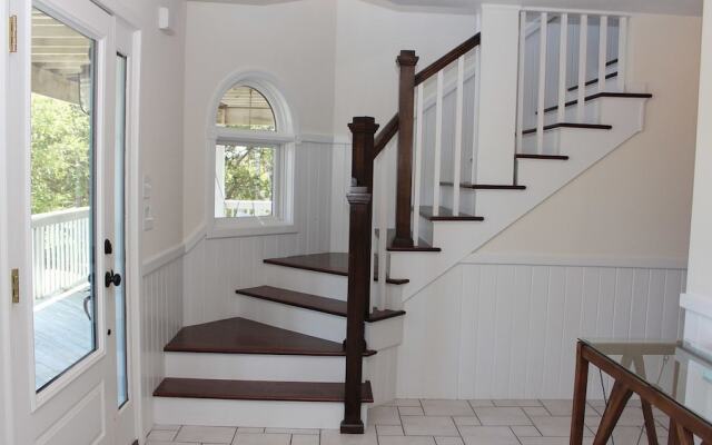 Sunnyside - 5 Br Home