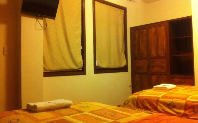 Hostal Amancay